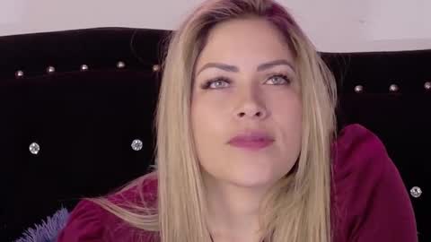 Diana Rojas  online show from September 13, 1:38 am