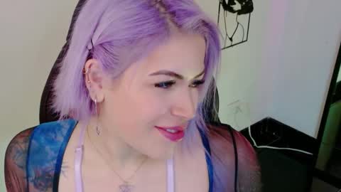 Diana Rojas  online show from February 5, 10:03 pm