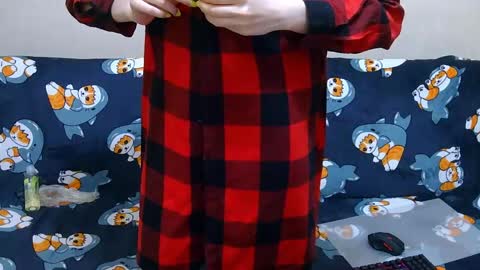 Snapshot of ivy_cuttee chatting on May 23, 7:07 pm ivy_cuttee online show from May 23, 7:07 pm