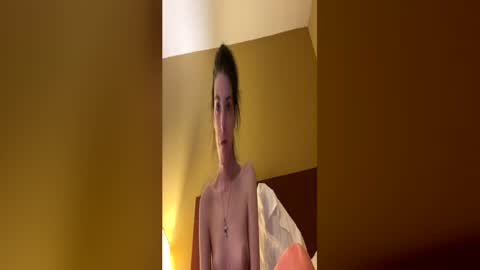 ivy_rose90 online show from June 3, 2:36 am