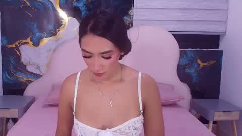 Snapshot of ivy_salazar chatting on July 7, 2:58 am Tell me Ivy is a pleasure online show from July 7, 2:58 am