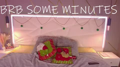 Snapshot of ivy_soul chatting on December 5, 11:51 pm IVY online show from December 5, 11:51 pm