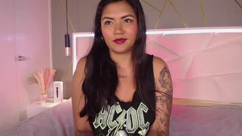 Snapshot of ivy_soul chatting on February 6, 9:32 am IVY online show from February 6, 9:32 am