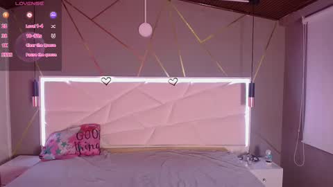 Snapshot of ivy_soul chatting on March 1, 5:42 am IVY online show from March 1, 5:42 am