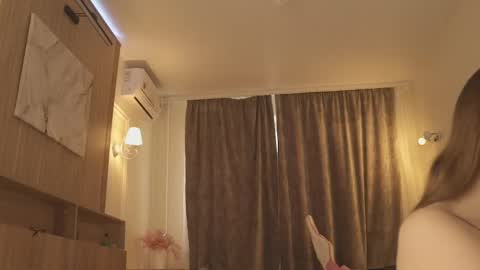 Ivy online show from March 24, 3:11 am