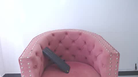 Snapshot of ivy_yovng chatting on March 17, 8:23 pm tender girl online show from March 17, 8:23 pm