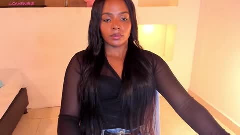 Snapshot of ivybliss8 chatting on December 20, 3:21 pm i v y b l i s s online show from December 20, 3:21 pm