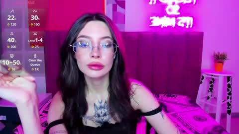 Ivy online show from July 4, 1:23 am