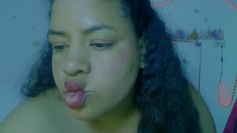ivydesouza online show from May 15, 11:12 pm