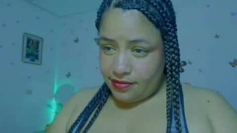 Snapshot of ivydesouzaa chatting on July 17, 4:30 am ivydesouza online show from July 17, 4:30 am