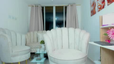 Snapshot of ivyjackson2 chatting on October 6, 2:53 am Adriana Independent Model online show from October 6, 2:53 am