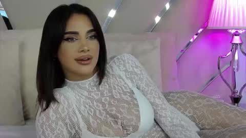 Snapshot of ivynox chatting on March 7, 7:33 pm Ivy online show from March 7, 7:33 pm