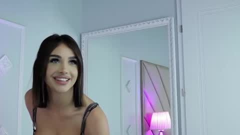 Snapshot of ivynox chatting on April 24, 11:18 pm Ivy online show from April 24, 11:18 pm