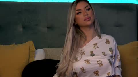  Ivy  online show from February 19, 10:23 am