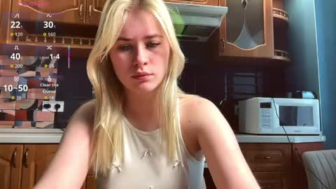 ivywairley online show from April 18, 3:10 am