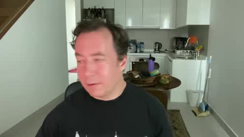 chat with me to find out online show from November 6, 4:57 am