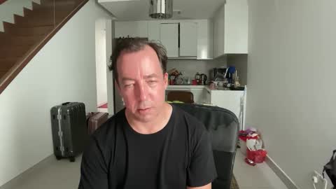 chat with me to find out online show from March 14, 8:09 am