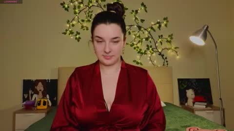 Daisy online show from March 5, 11:01 pm