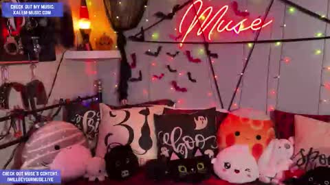 Muse hethey online show from October 27, 11:31 pm