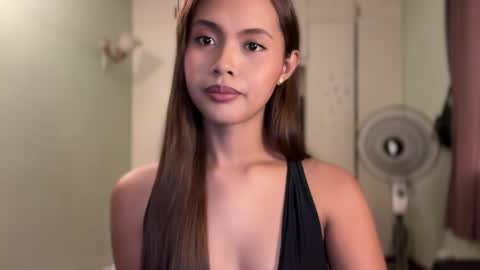 Snapshot of iyahfoxy777 chatting on April 10, 5:39 pm divaonopka online show from April 10, 5:39 pm