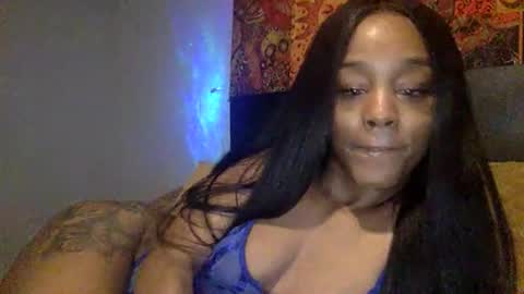 iysisfv online show from May 20, 1:12 am