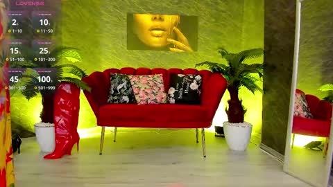 Snapshot of izabelatessa chatting on March 18, 8:23 pm izabelatessa online show from March 18, 8:23 pm