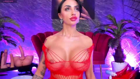 Snapshot of izabelatessa chatting on May 24, 8:03 pm izabelatessa online show from May 24, 8:03 pm