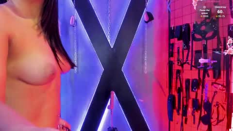 Snapshot of izobethari_bdsm chatting on May 30, 3:47 am Izobeth and Ari online show from May 30, 3:47 am