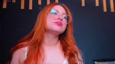 Snapshot of izyzys_baker chatting on May 22, 6:53 am hot izys online show from May 22, 6:53 am
