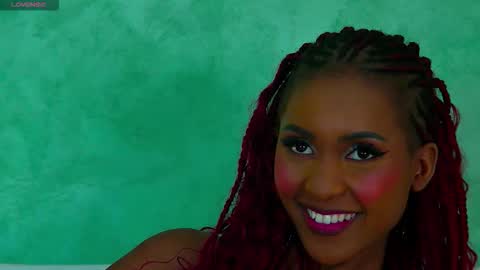 Snapshot of izzie_sugar chatting on September 21, 7:48 pm Sugar Babe online show from September 21, 7:48 pm