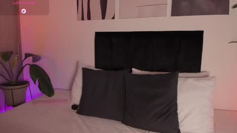 Izzy vega  online show from February 12, 1:22 am