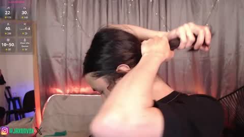 Hey im Jaxxxon check my info     online show from June 21, 10:40 am