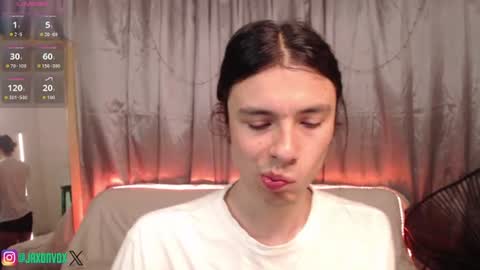 Hey im Jaxxxon check my info     online show from June 23, 11:30 am