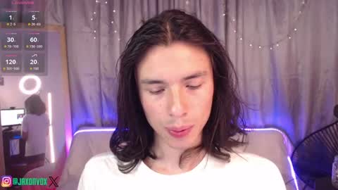 Hey im Jaxxxon check my info     online show from July 4, 12:00 pm
