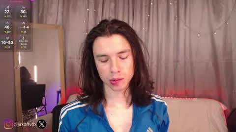 Hey im Jaxxxon check my info     online show from July 22, 12:19 pm