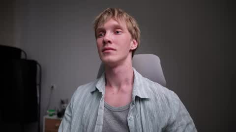 Danny online show from April 6, 5:19 am