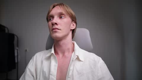 Snapshot of j_akira13 chatting on May 28, 7:16 am Danny online show from May 28, 7:16 am