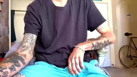 Snapshot of j_boogie_mane chatting on October 12, 5:01 pm j boogie online show from October 12, 5:01 pm