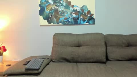 Snapshot of j_calix chatting on November 3, 2:46 am Calix Independient model Insta and twt Calixsnake online show from November 3, 2:46 am