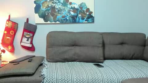 Snapshot of j_calix chatting on November 30, 11:53 pm Calix Independient model Insta and twt Calixsnake online show from November 30, 11:53 pm