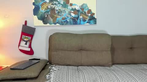 Snapshot of j_calix chatting on January 5, 5:27 pm Calix Independient model Insta and twt Calixsnake online show from January 5, 5:27 pm