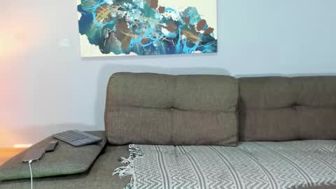 Snapshot of j_calix chatting on January 19, 2:15 am Calix Independient model Insta and twt Calixsnake online show from January 19, 2:15 am