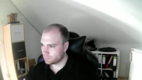 here4y online show from January 17, 11:59 am