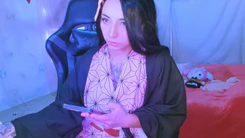 Snapshot of jaadee18 chatting on February 2, 8:30 pm jade 18 online show from February 2, 8:30 pm