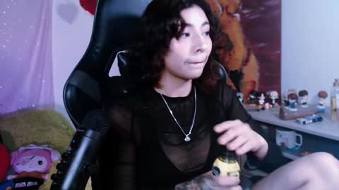 jade 18  online show from November 30, 8:07 am