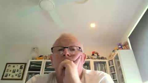 Snapshot of jacal711 chatting on May 25, 2:28 am jacal711 online show from May 25, 2:28 am