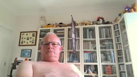 Snapshot of jacal711 chatting on May 29, 2:09 am jacal711 online show from May 29, 2:09 am