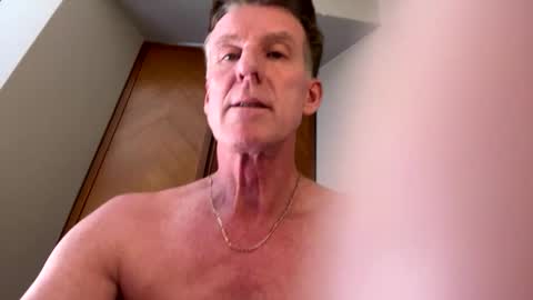 jack2jack_22 online show from October 13, 2:44 am