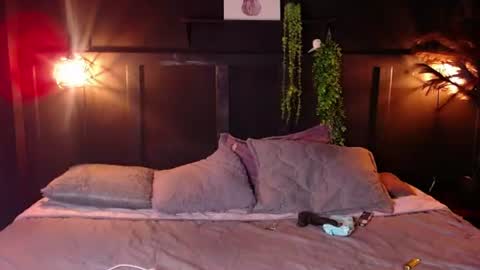 JACK TOMAS online show from July 7, 2:36 am