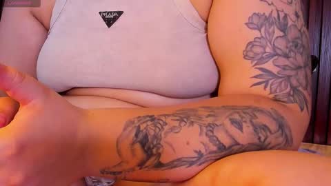   online show from November 12, 5:08 am